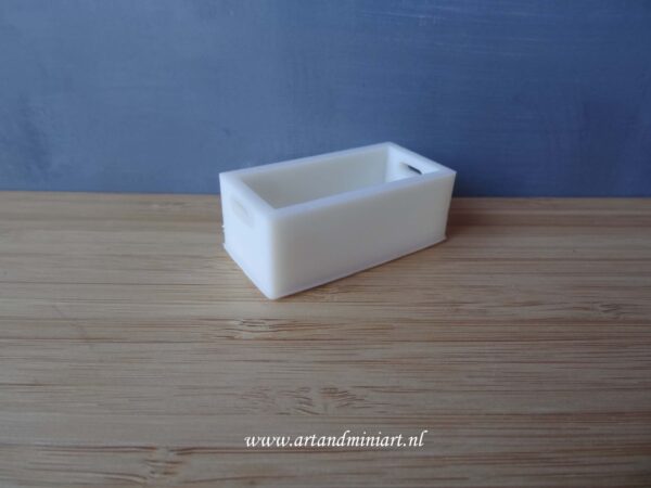 krat, kist, schilderbaar, decoratief, artestiek, creatief,resin, wit, poppenhuis