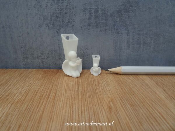 engel, vaasje, muurdecoratie, decoratief, poppenhuis, miniaturen, resin, 3d print 1:12, 1:24