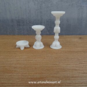 kandelaar, skull , licht, kaars, epoxy, versiering, poppenhuis, miniatuur, 1:12 ,modelbouw, doodshoofd