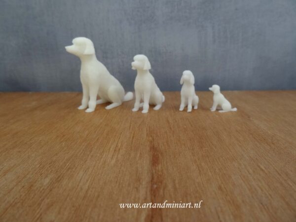 hond, k9, decoratie, decoratief, creatief, puppy, rashond, stamboom , resin, poppenhuis, 1:12, mens best friend, art,