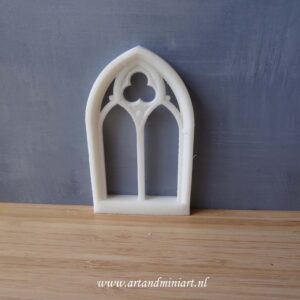 raam , kerkraam ,gothic, poppenhuis, modelbouw, book nook,