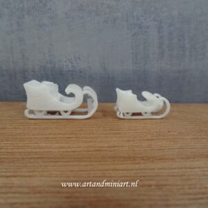 slee, arreslede, arreslee, poppenhuis, kerst, kerstversiering, slee, winter, miniatuur, resin