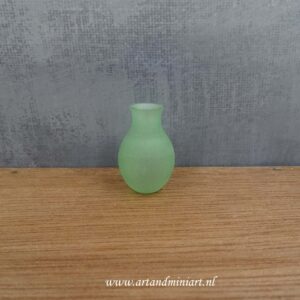 vaas, poppenhuis, resin,
