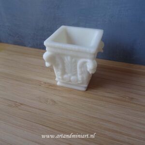 corbel,vaas, pot, bloemen, tuin, vensterbank, decoratief, decoratie, srtestiek, schilderen, schilderbaar, resin, poppenhuis, 1:12