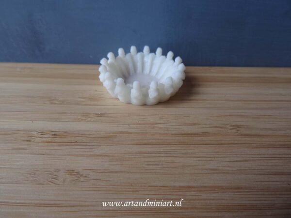 vaas, pot, bloemen, tuin, vensterbank, decoratief, decoratie, srtestiek, schilderen, schilderbaar, resin, poppenhuis, 1:12