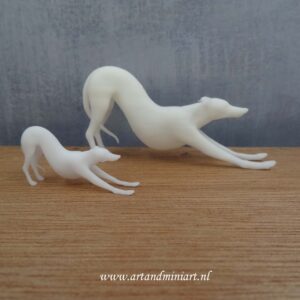 whippet, rashond, honderas, greyhound, huisdier, jachthond, poppenhuis, 1:12, 1:24, zelf schilderen resin