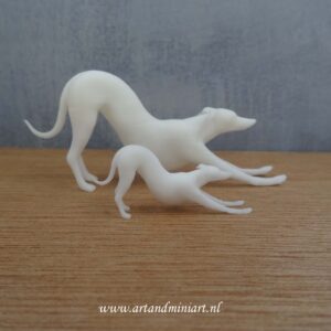 whippet, rashond, jachthond, hazenwindhond, greyhound, poppenhuis, beeldje , miniatuur, 1:12, 1:24