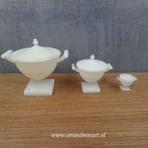 schaal, serveerschaal. dekschaal, servies, poppenhuis, miniatuur, 1:12 zelf schilderen, resin