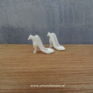 schoen, pump, damesschoen, paard, miniatuur, schoenmaat 38, poppenhuis, resin