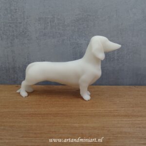 teckel, gladharig, teef, hond, hondenras, rashond, poppenhuis, miniatuur, resin, 1:12, 1:24