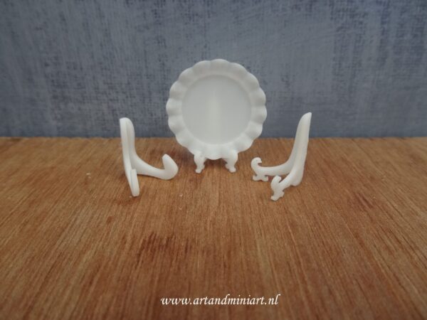 bord, bordenstandaard, decoratie, decoratief, poppenhuis, miniaturen, sierlijk,