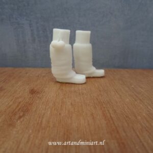 laarzen, winterlaarzen, snowboots, damesschoen, dameslaars, poppenhuis, miniaturen, resin, 3d print , wintersport