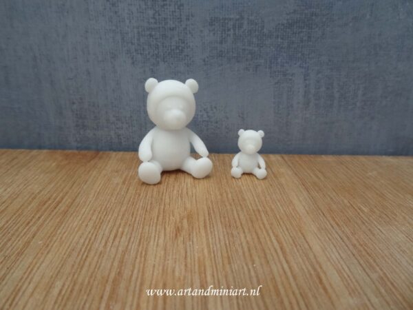 speelgoed, knuffel, knuffelbeest, knuffelbeer, poppenhuis, miniaturen, resin, 3d print , 1:12, 1:24