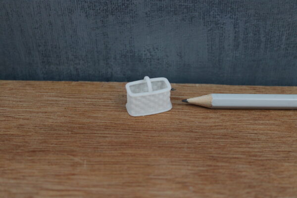 miniature picknick mand, miniature basket, 1:24